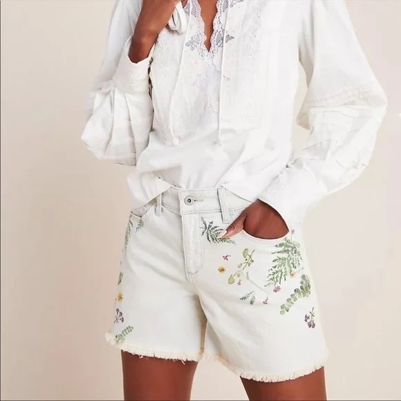 Pilcro Anthropologie Florise High Rise Slim Boyfriend Floral Denim Shorts Sz 29 - Picture 2 of 13